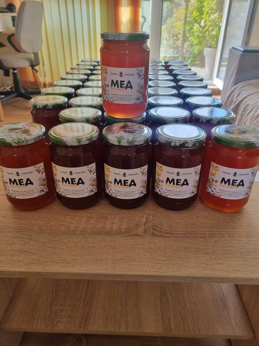 Продажба на пчелен мед