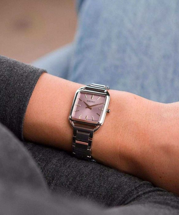 Seiko Essentials Lady Tank Pink Dial SWR077