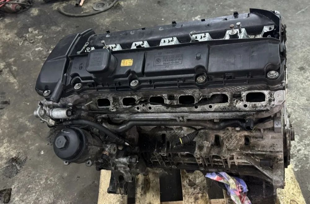 Двигатель на BMW m54 b30