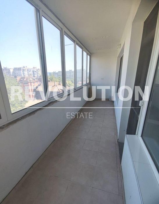 Дава се под наем Тристаен апартамент в Варна, Автогара - 90 кв.м за 650 € - Снимка #8