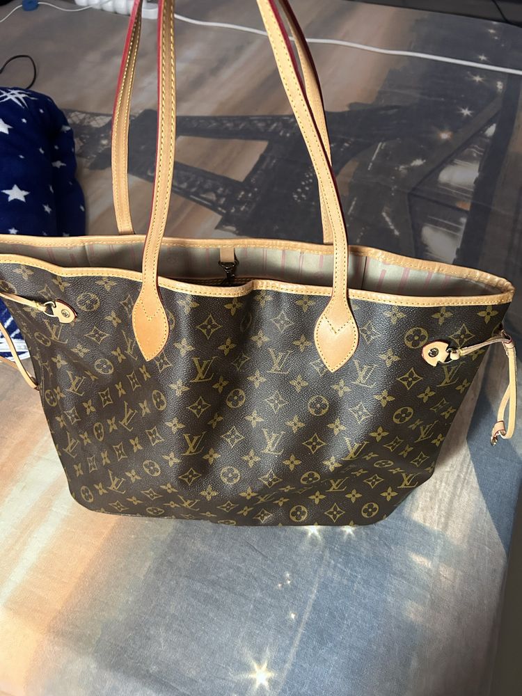 geanta de brat Louis Vuitton!