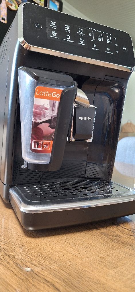 Кафе автомат Philips ep3241
