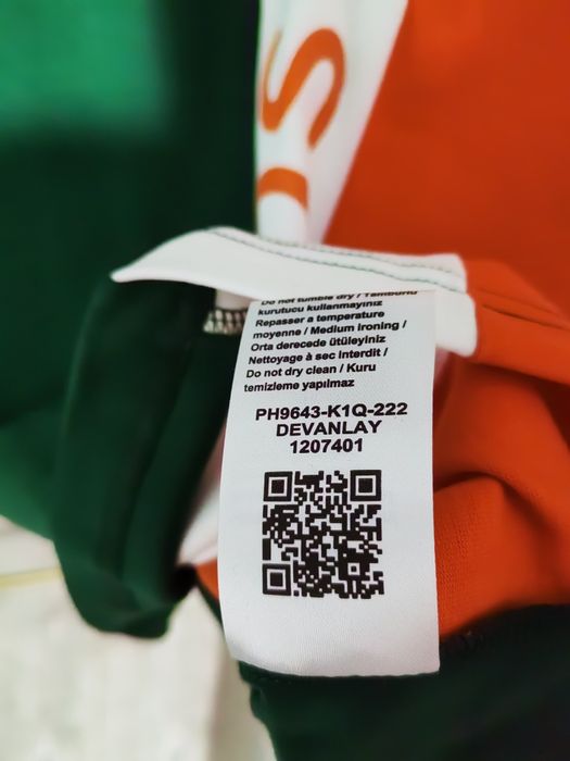 Compleu barbati Lacoste,calitate premium,am mai multe mărimi