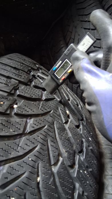 4-броя зимни гуми 255/55/R19 NOKIAN