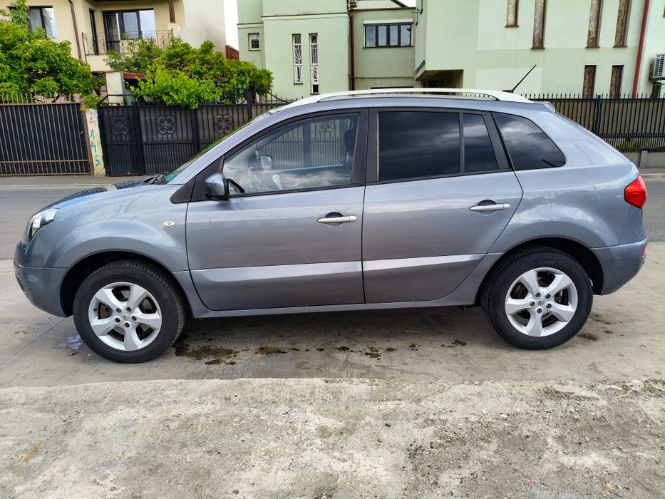Renault Koleos 2.5i Benzină
