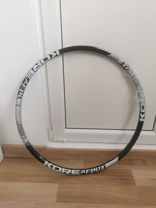 Jantă Kore AEROX Black 29'', 32 găuri - 2 buc