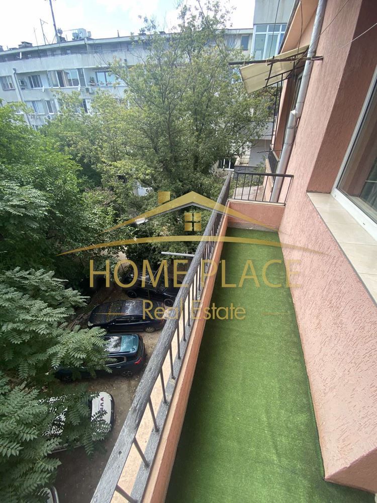ДВУСТАЕН апартамент под наем - Червен площад