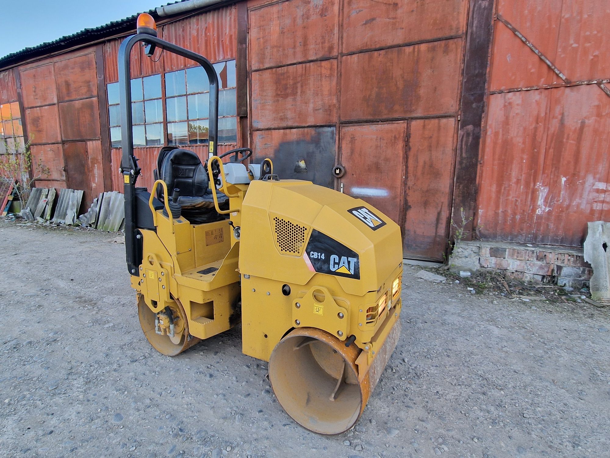 Cilindru compactor CAT CB14 Leasing avans 15% JCB BOBCAT HAMM AMMANN