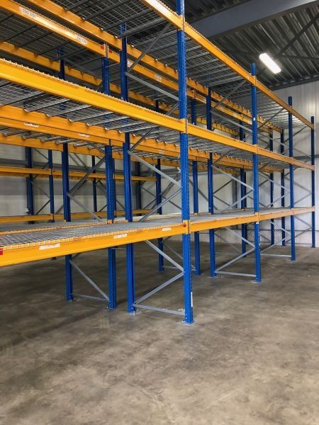 Rafturi metalice profesionale reglabile