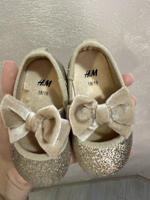 Бебешки пантофки H&M