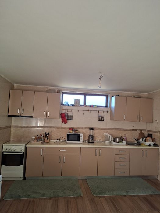 Vand mobila bucatarie mdf ,aragaz,hota,chiuveta,frigider