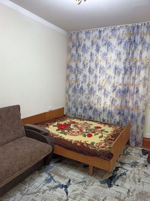 Массив Феруза 1/1/4 хорошее состояние 
2-3/3/4, квартира после  ре