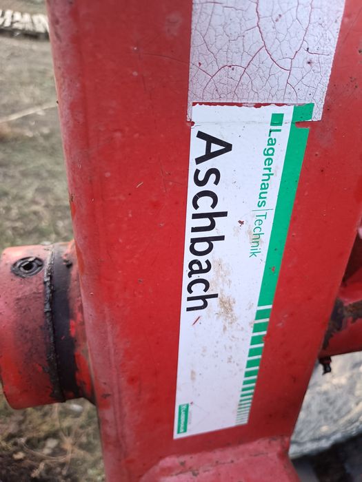 Vând plug reversibil