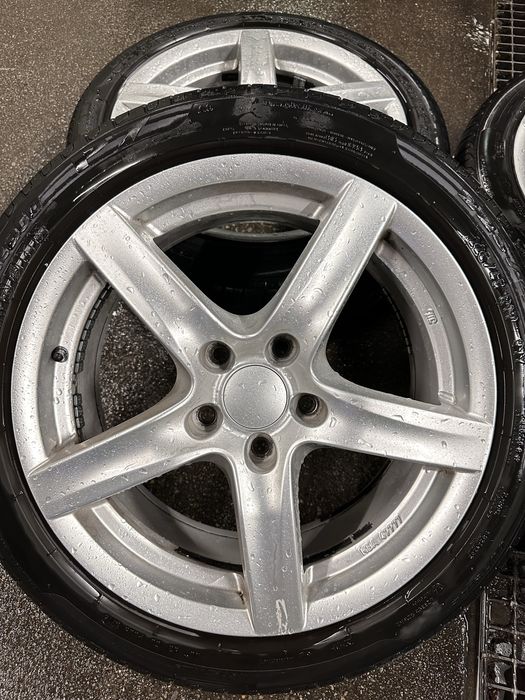 Джанти 17” 5х114.3 с гуми 225/45/17