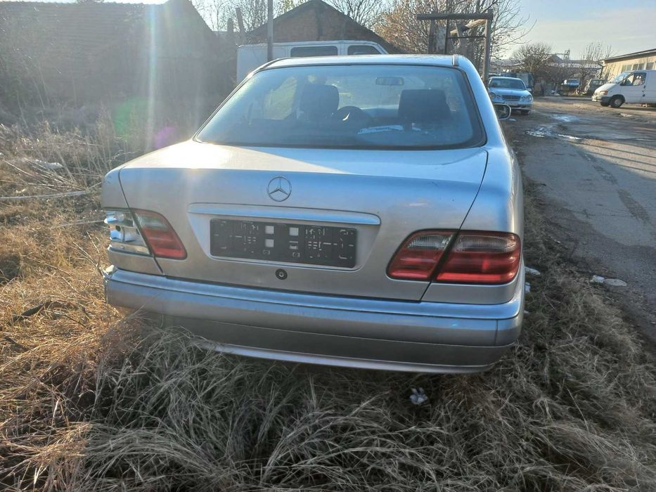 Mercedes Benz E-class w210 2.0 На Части