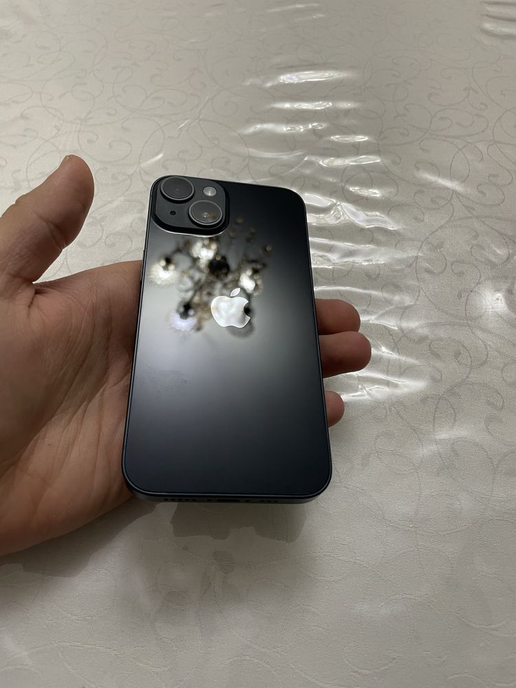 iPhone 14 в идеальном состоянии