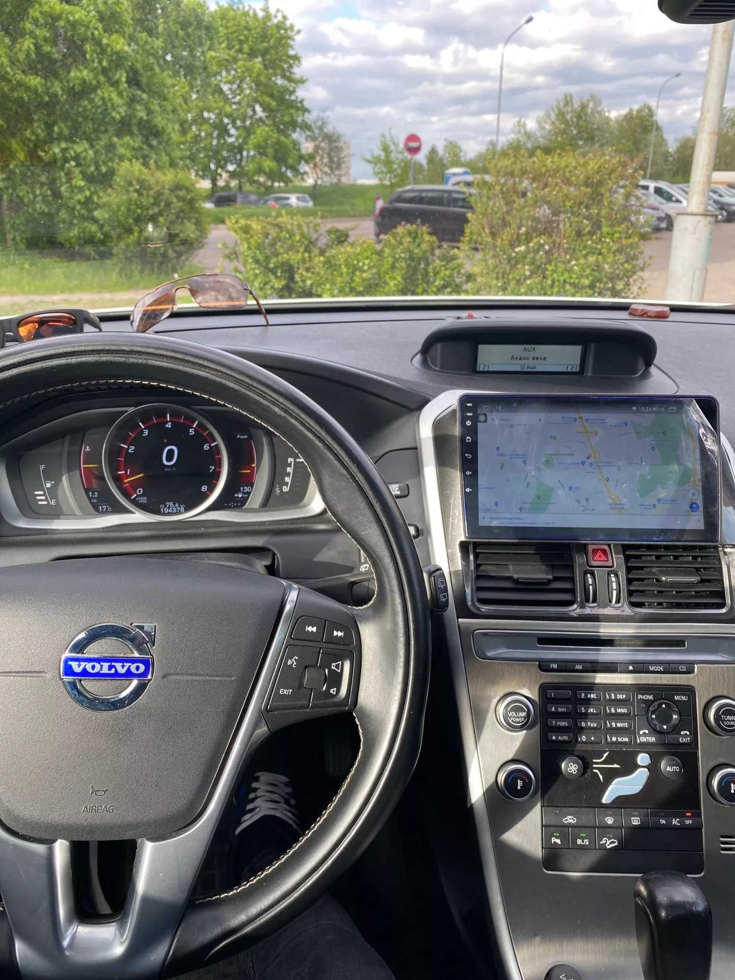 Navigatie Volvo XC60 ( 2008 - 2017 ) 4GB Garantie Camera Marsarier