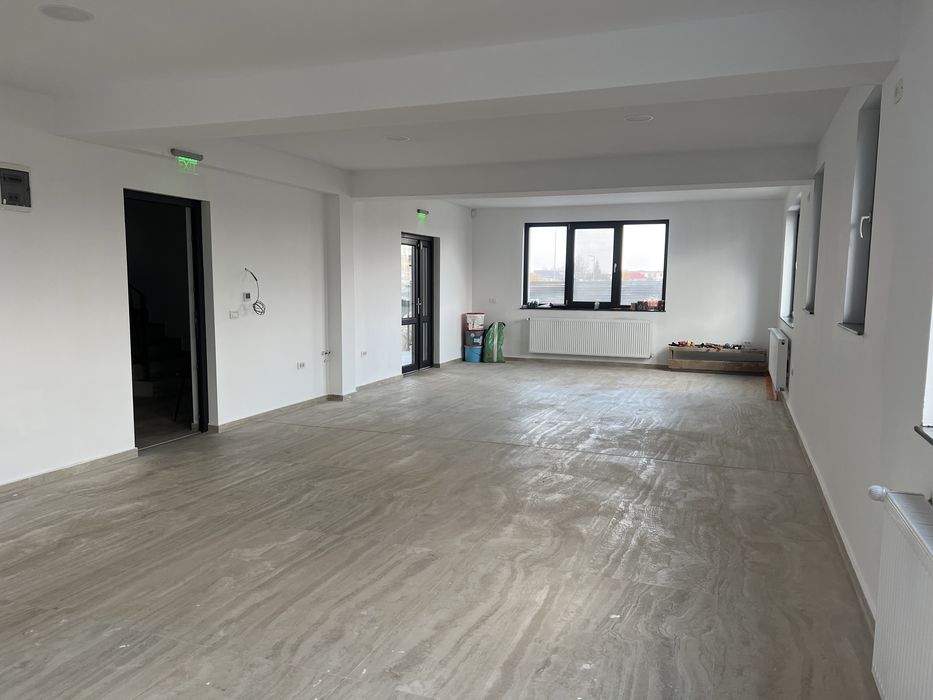 Inchiriem spatiu comercial zona Avantgarden Bartolomeu