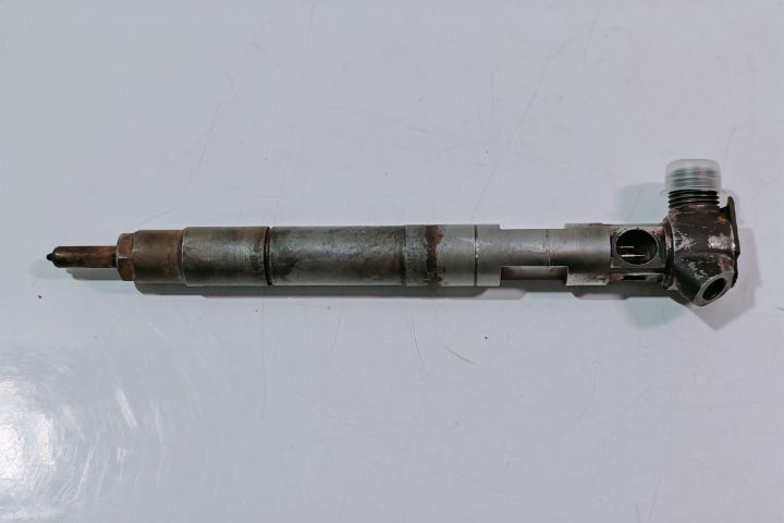 Injector  2.2 cdi Euro5 A6510700587 Mercedes-Benz Vito W639 (facelift