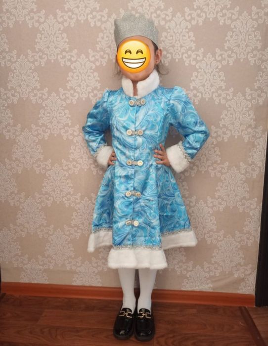 Новогодний костюм снегурочки