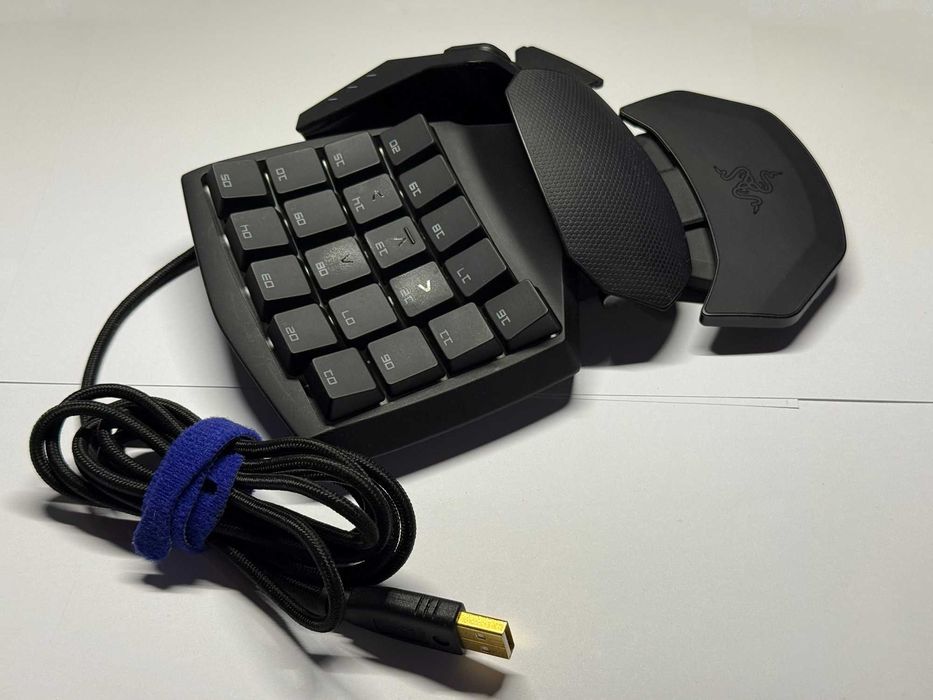 Razer Orbweaver Chroma - Keypad Gaming