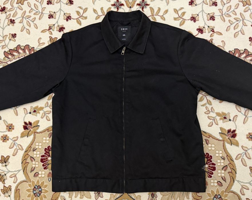 Лёгкая джинсовая куртка черного цвета