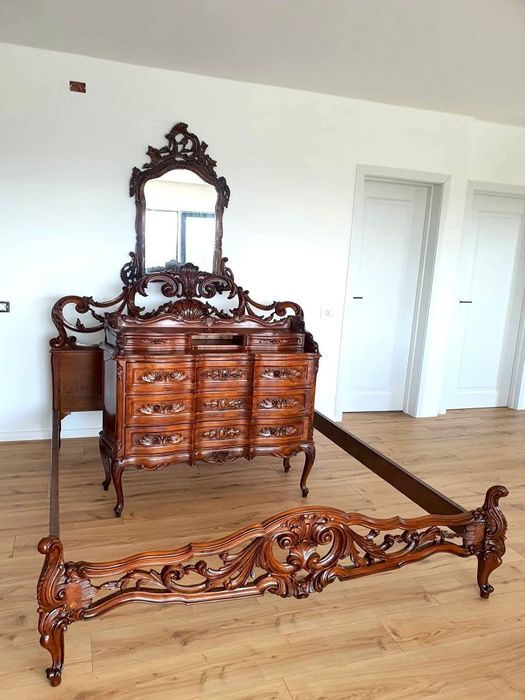 Cadru pat plus servanta cu oglinda baroc