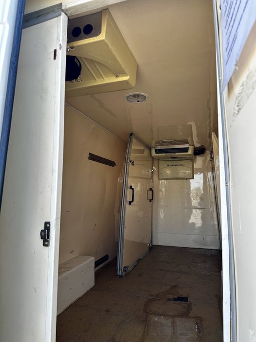 Volkswagen Crafter lung frigoric cu doua zone, motor 2.5 diesel  (Vw )