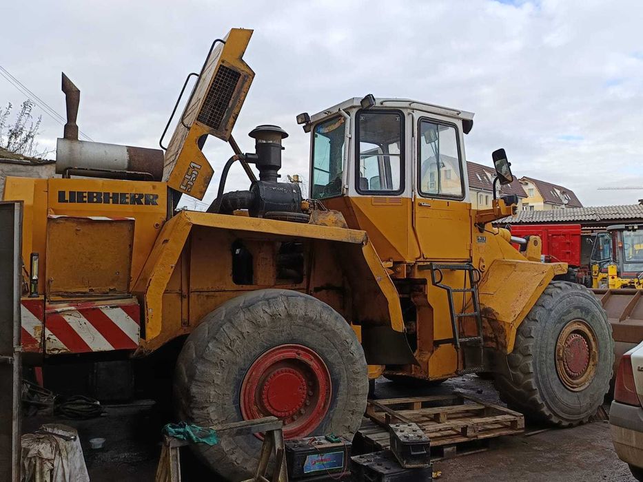 Incarcator frontal (Vola)