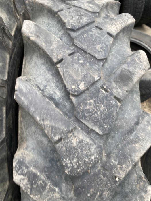 Anvelope 10.5 R18 BKT