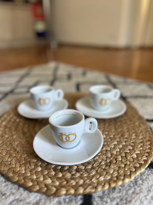 Set 3 cesti cu farfurii pt espresso Bristot