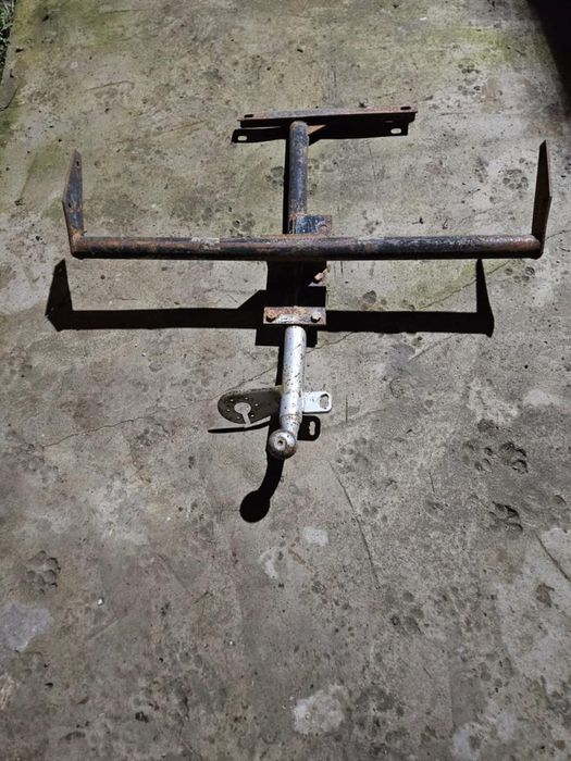 Фаркоп на машину на 14 ый