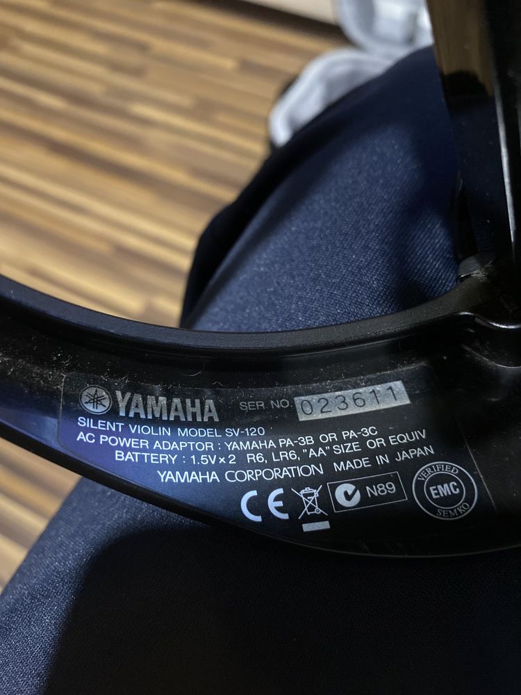 Yamaha SV-120  Japan ел.цигулка
