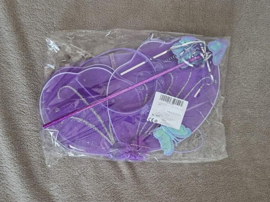 Aripi îngeraș și coronita