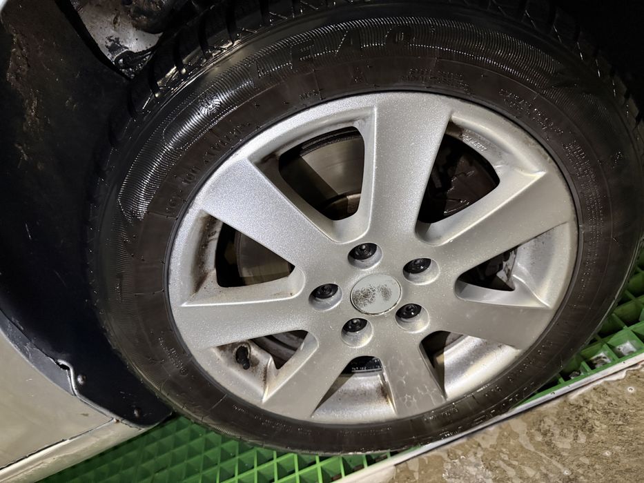 Vand jante cu cauciucuri de iarna