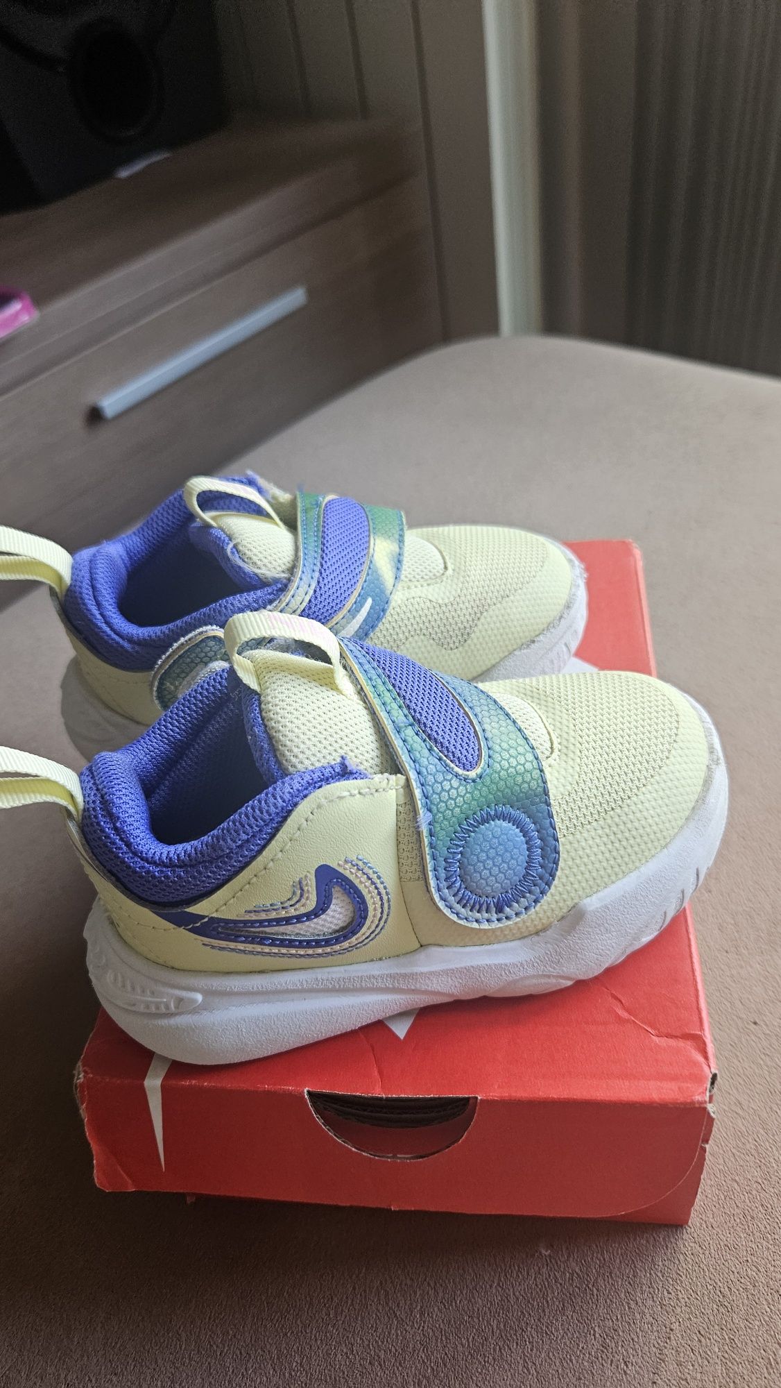 Обувки Mayoral 24, 25 нонер момче Ted baker, Nike, Ipanema
