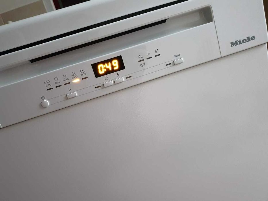 Съдомиялна Miele - Auto Open - 14 Комплекта - Свободностояща - 60см