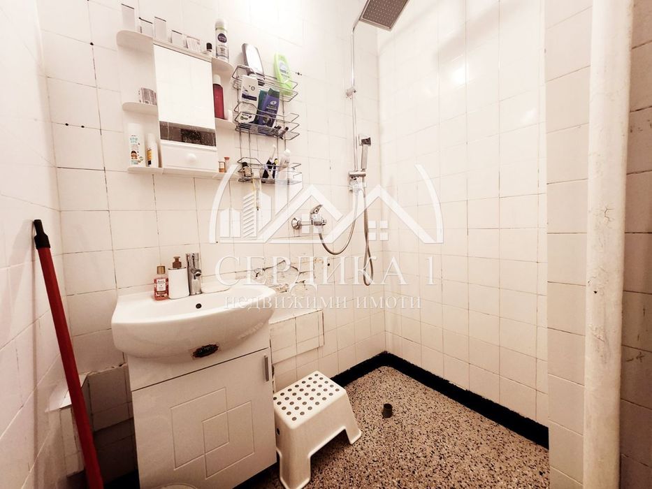 Продава се Двустаен апартамент в София, Гоце Делчев - 63 кв.м за 2508 €/кв.м - Снимка #3