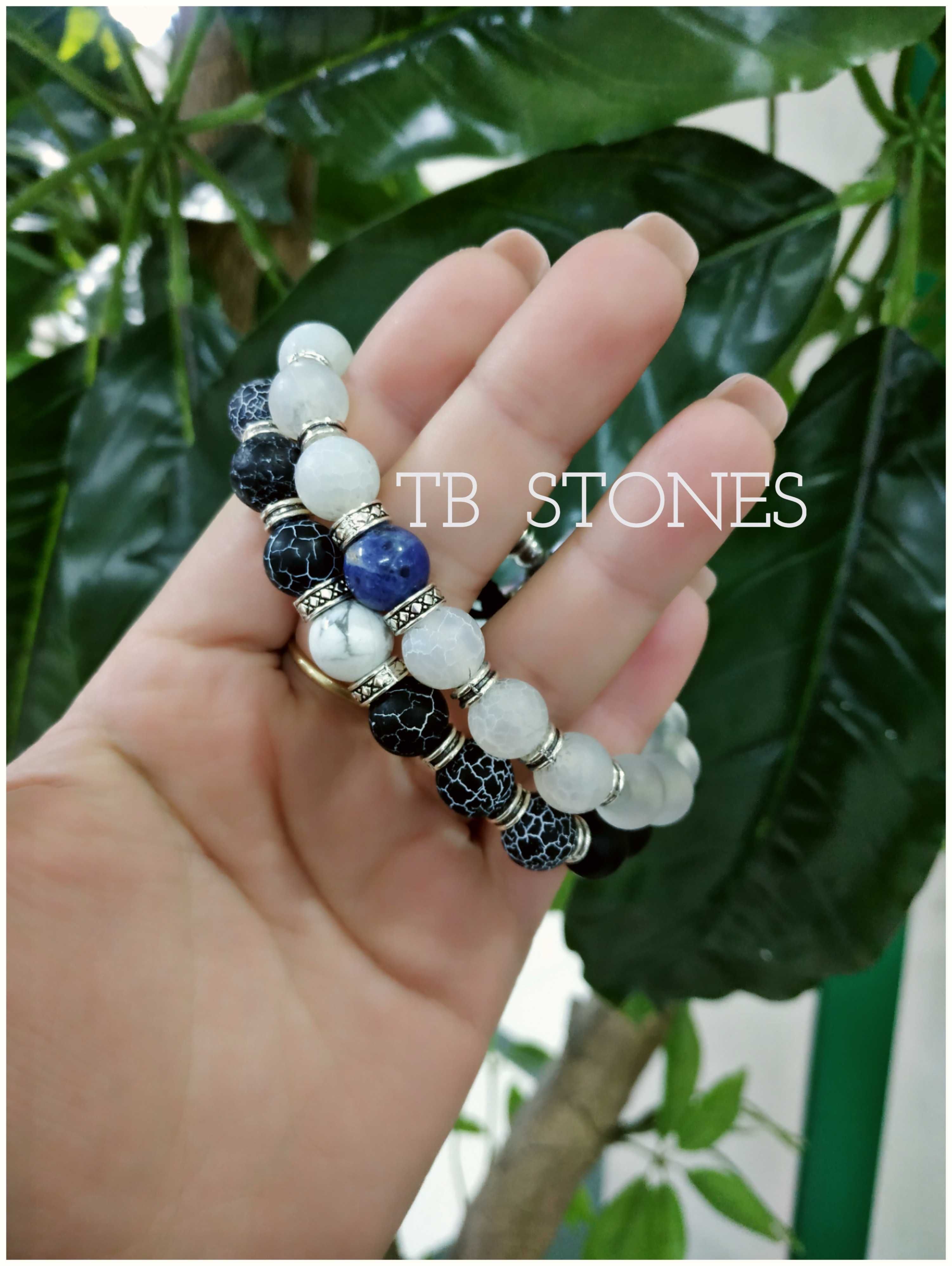 Подарочные браслеты из натуральных камней.