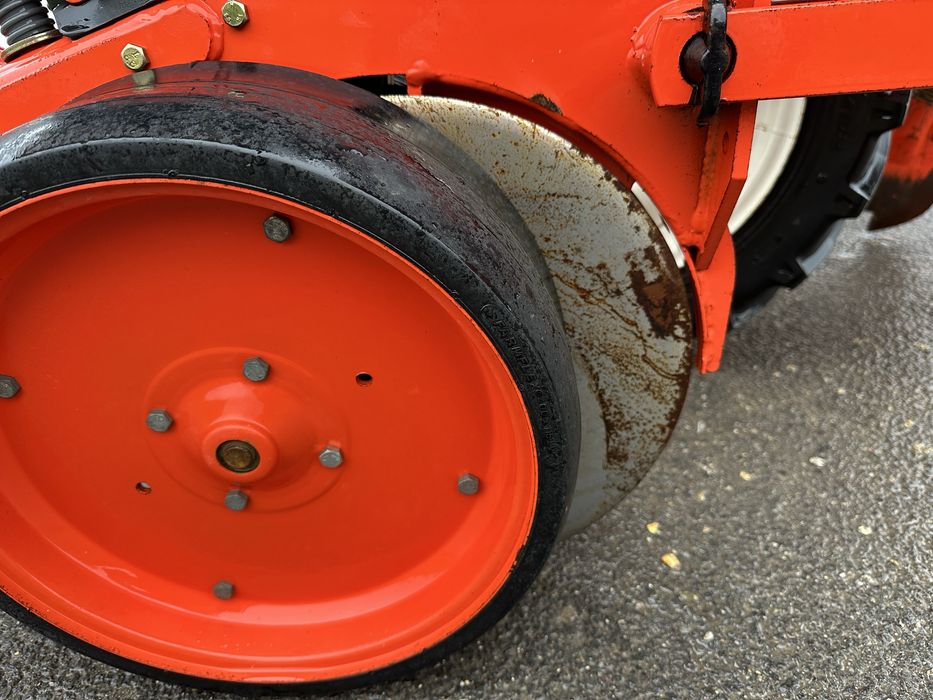 Semanatoare Kuhn Maxima 4 randuri