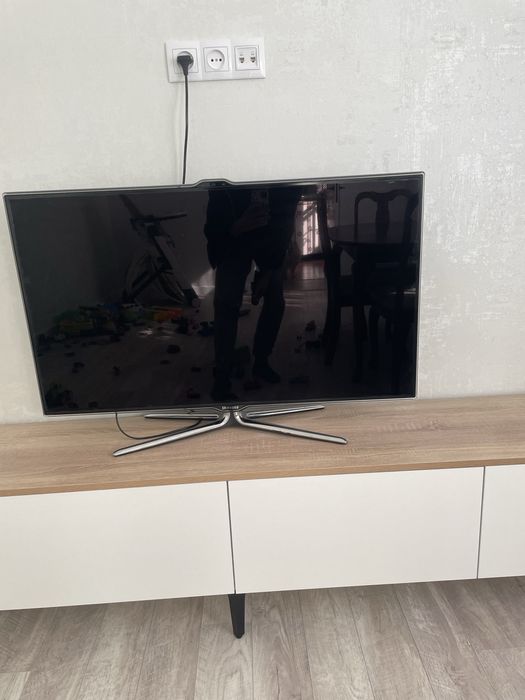 Продам телевизор samsung