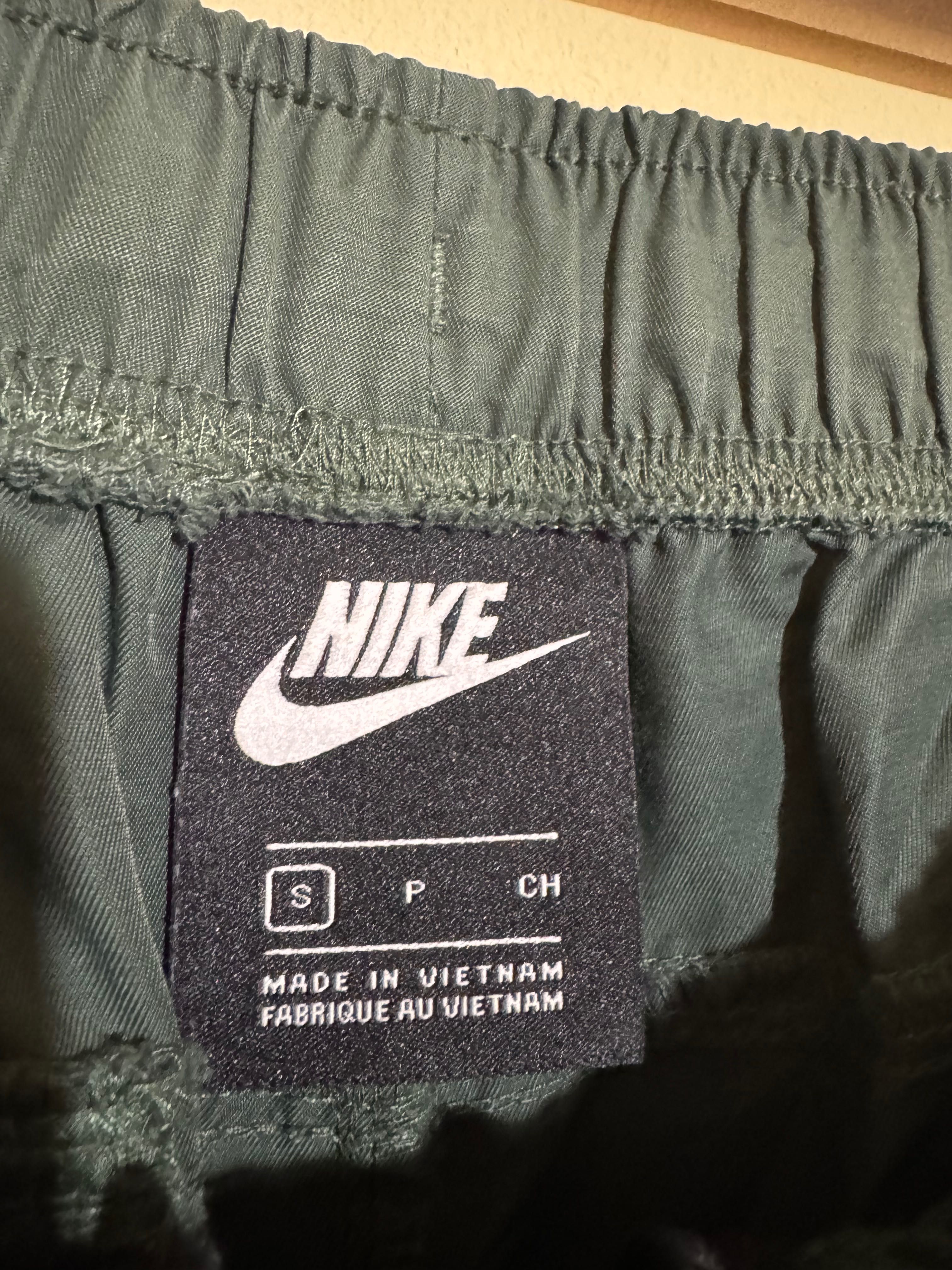 2 броя Спортен панталон Nike.