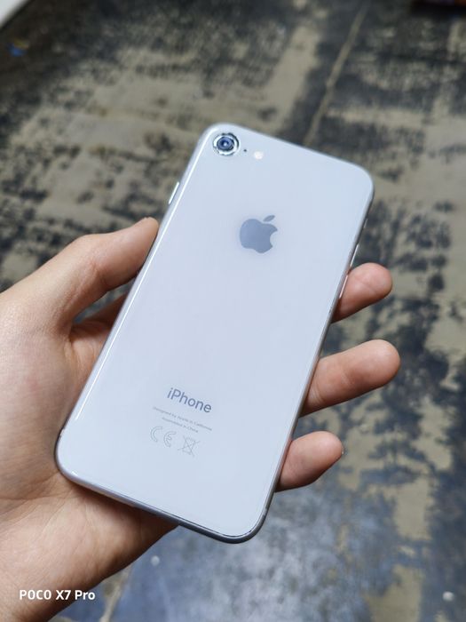 Продаю Iphone 8!