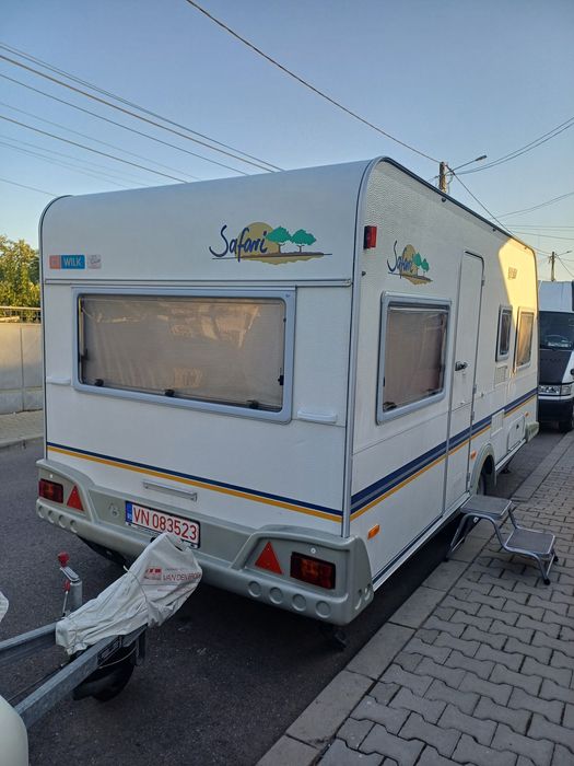 Vind rulota WILK model SAFARI  4 - 5 persoane import Olanda , fab 1999