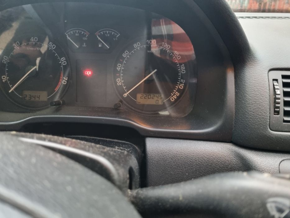Skoda Octavia 1.6 Benzină