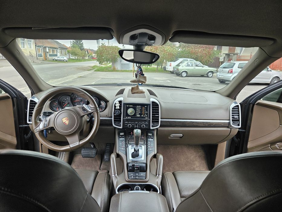 Vand Porche Cayenne 3.0 Diesel 245 CP