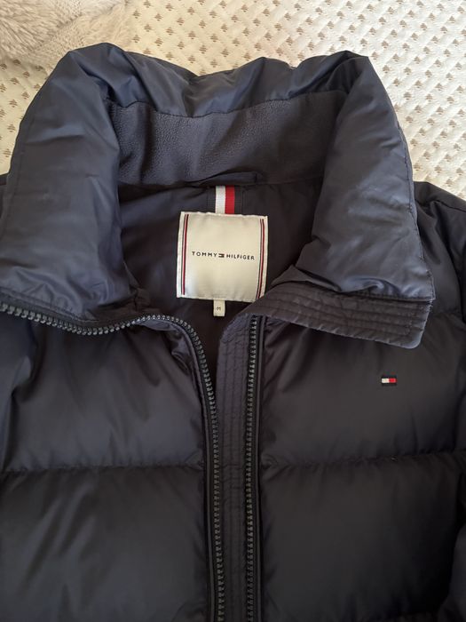 Дамско зимно яке с гъши пух Tommy Hilfiger M размер с качулка