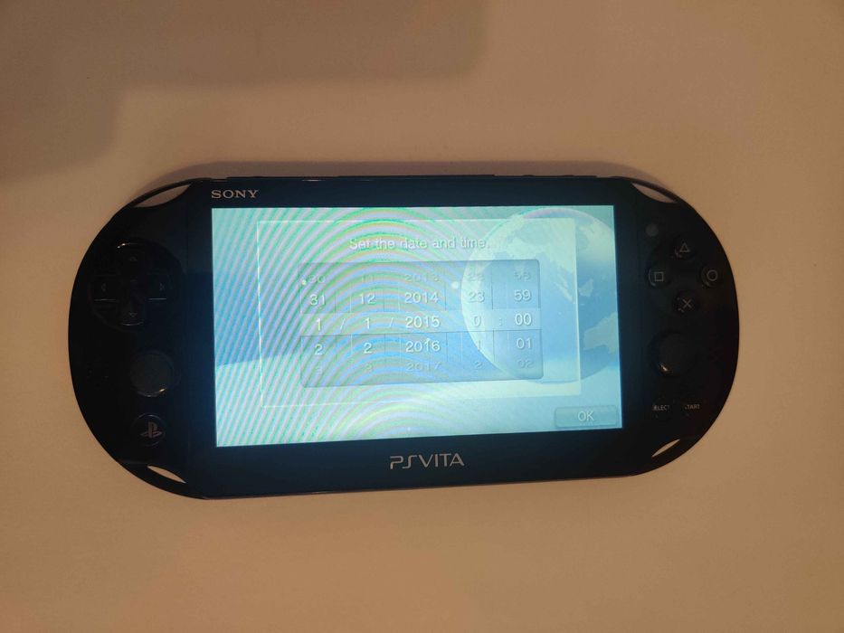 Vand Sony PS Vita 2000 + SD2VITA