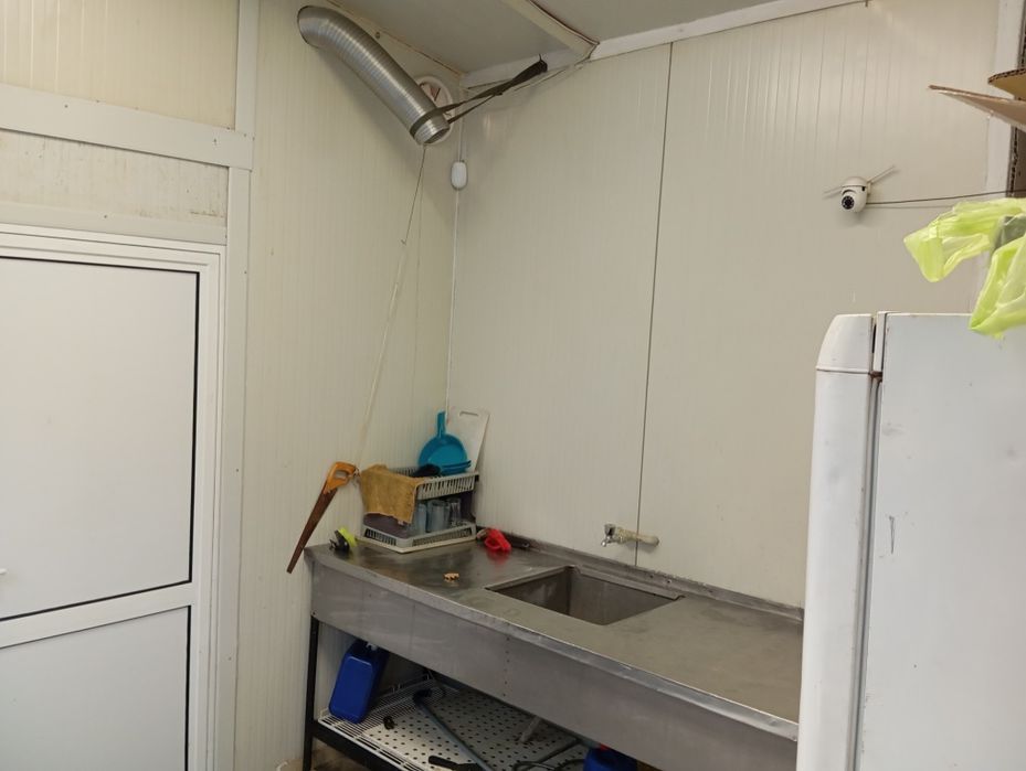 Павилион на топ място за фаст фууд или други дейности