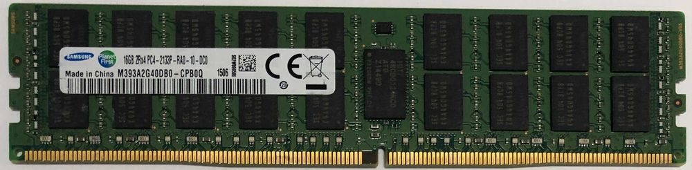Memorii 16 GB DDR4 ECC Registered server workstation